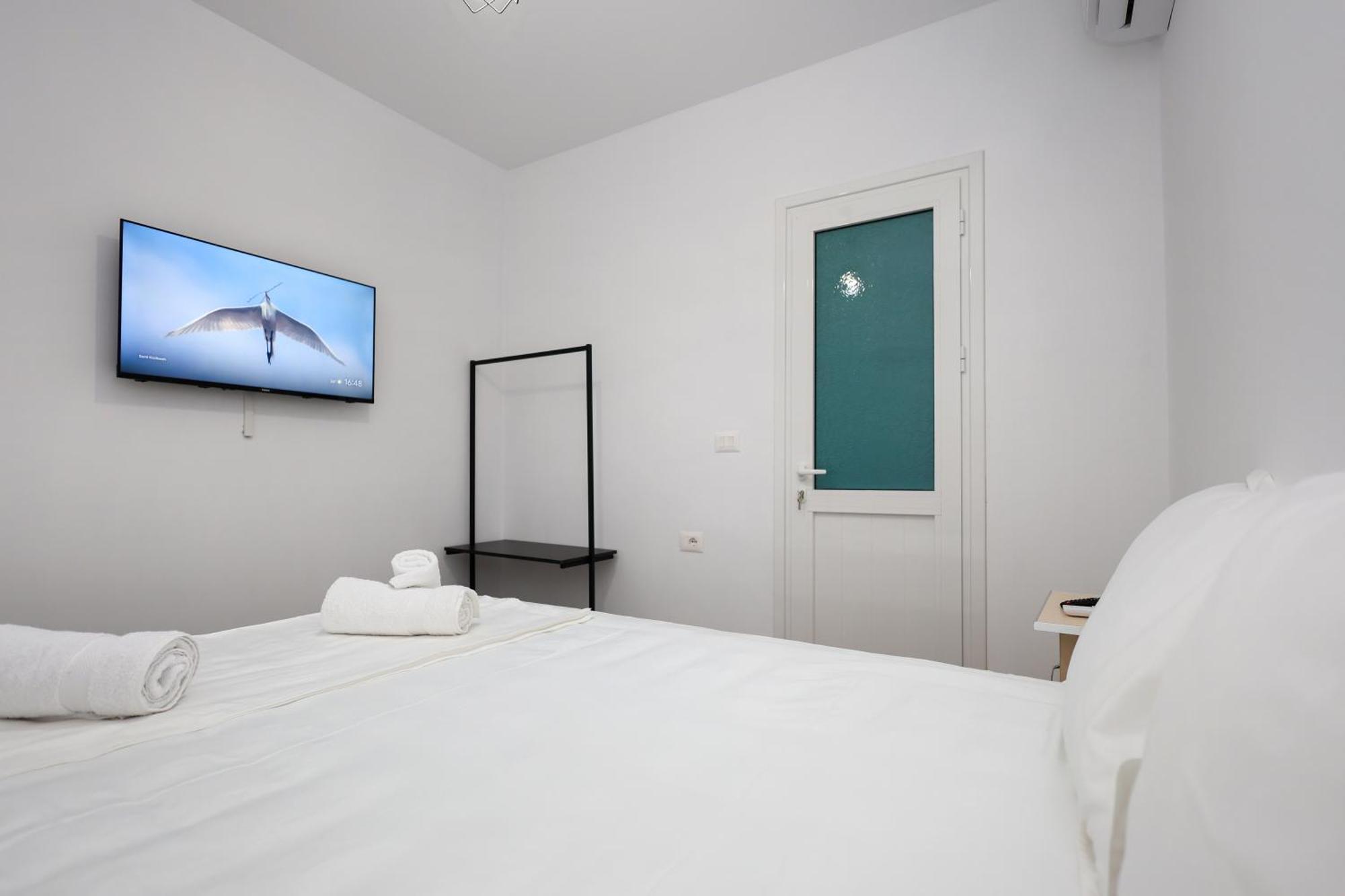 Guesthouse Noke Berat Luaran gambar